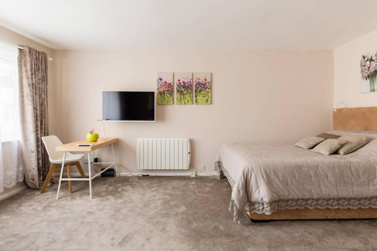 Chocolate Nest Apartment เลมิงตันสปา ภายนอก รูปภาพ